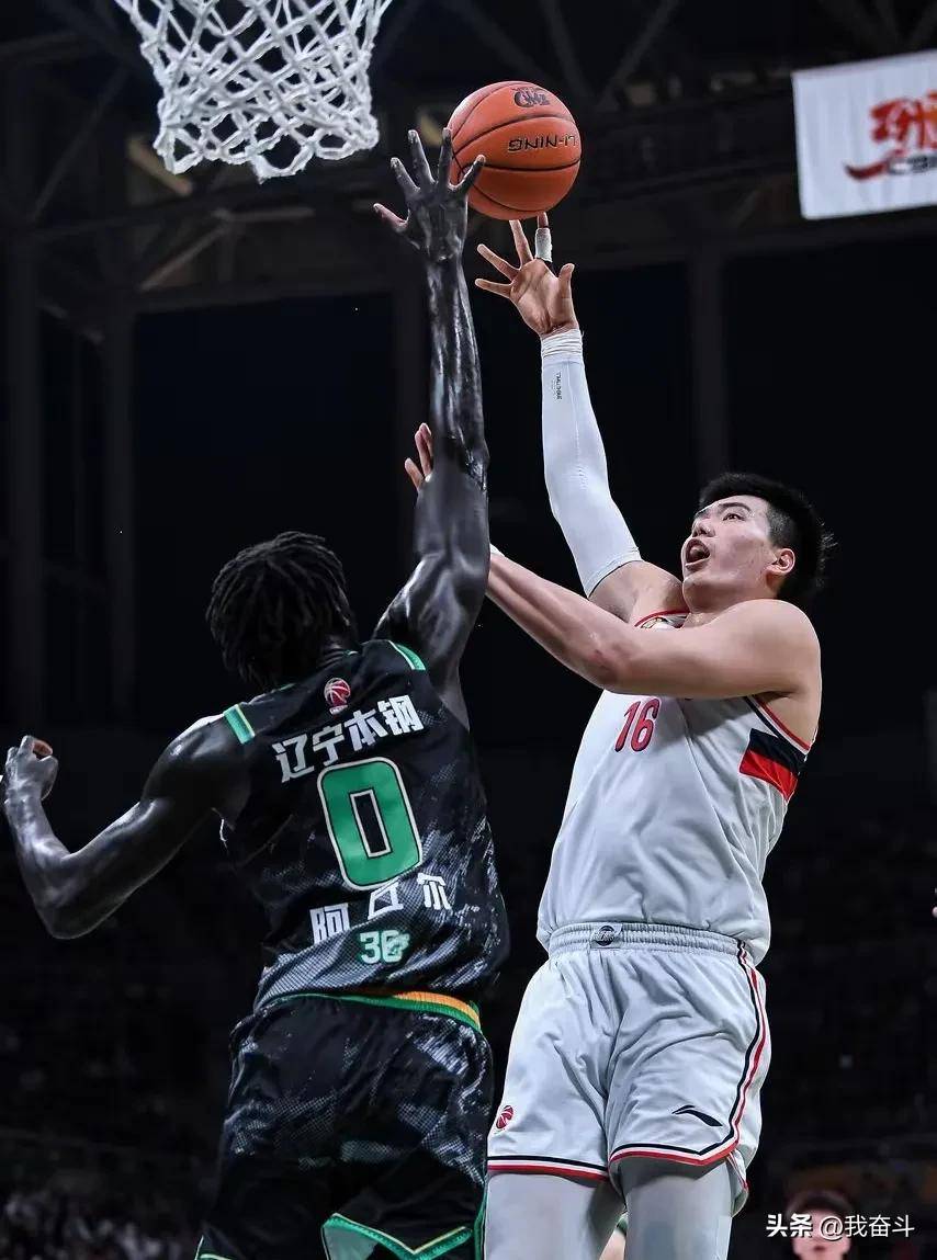 爱游戏登录入口 -清晨突围战来临,广州队围绕CBA常规赛临场应变,震撼外界,训练强度明显提升的简单介绍